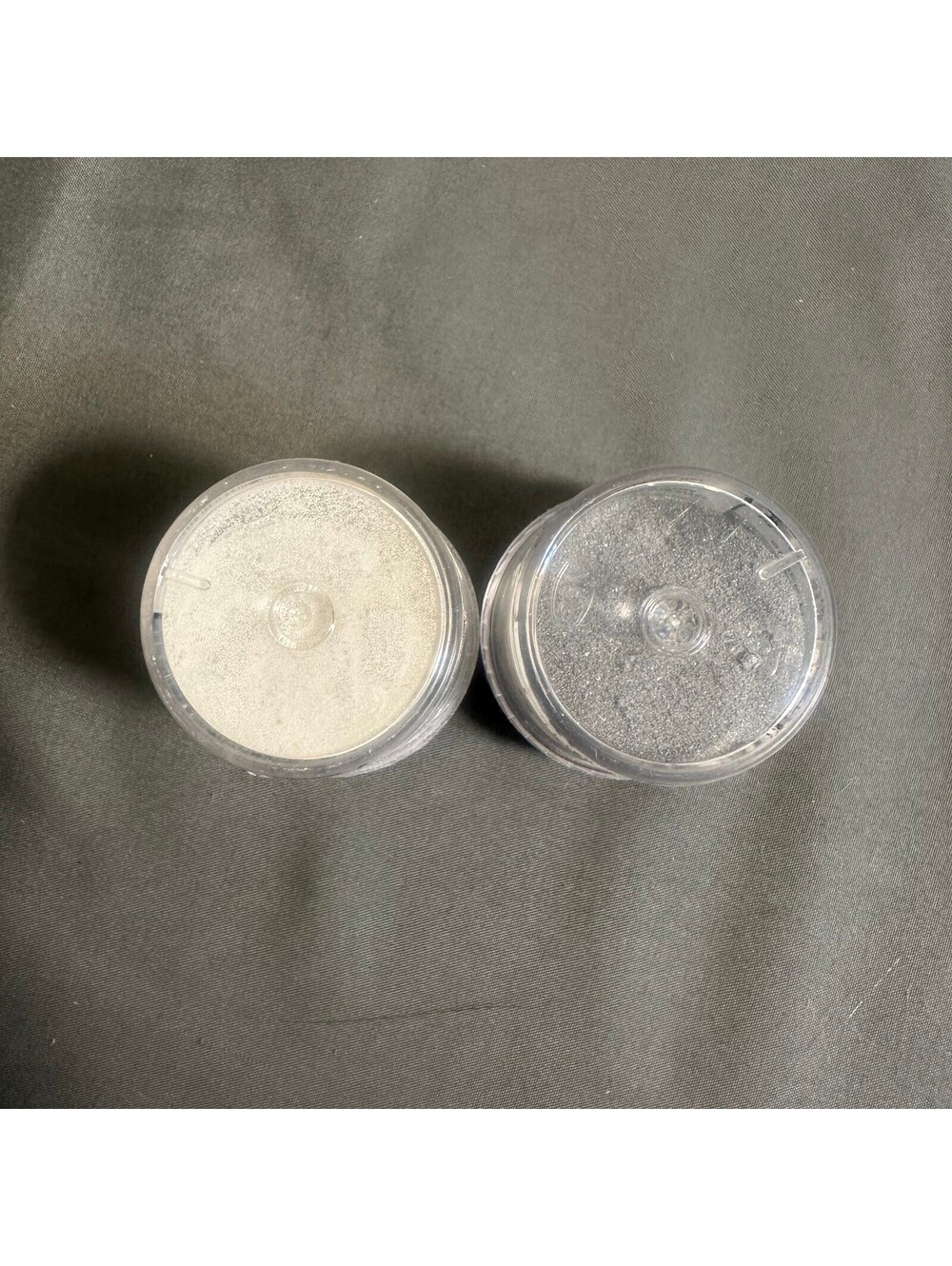 Silver and White Ranger Embossing Powder - Picture 2 of 4